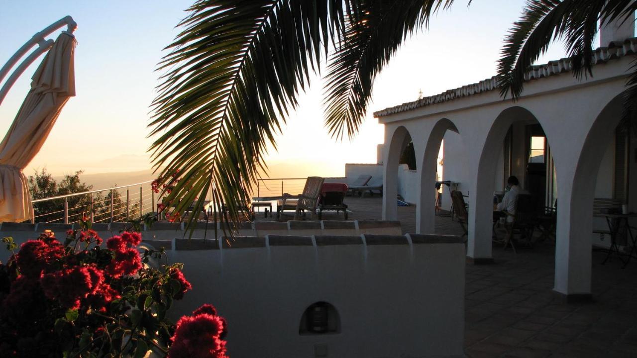 Villa Perla Blanca Sayalonga Extérieur photo