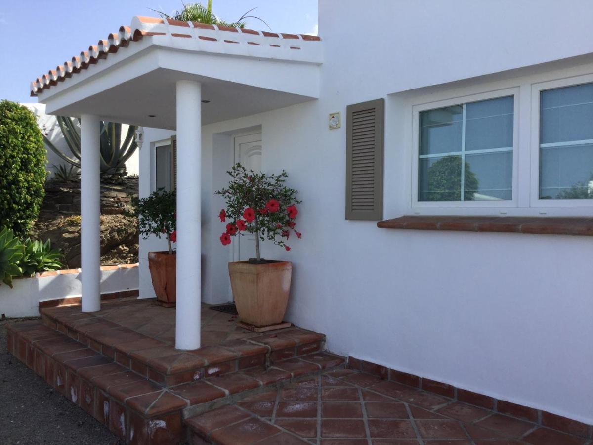 Villa Perla Blanca Sayalonga Extérieur photo